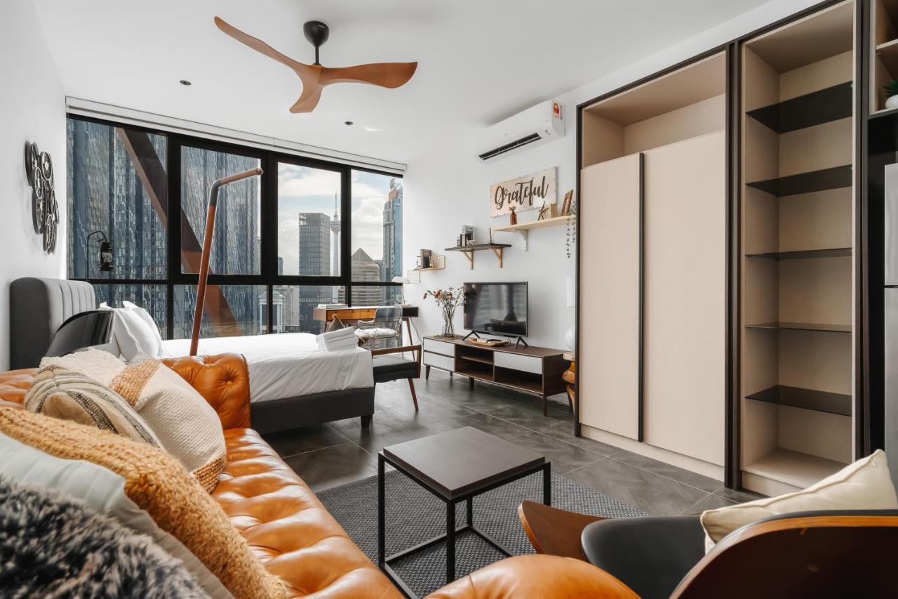Scarletz Klcc Apartments By Soulasia Kuala Lumpur Extérieur photo