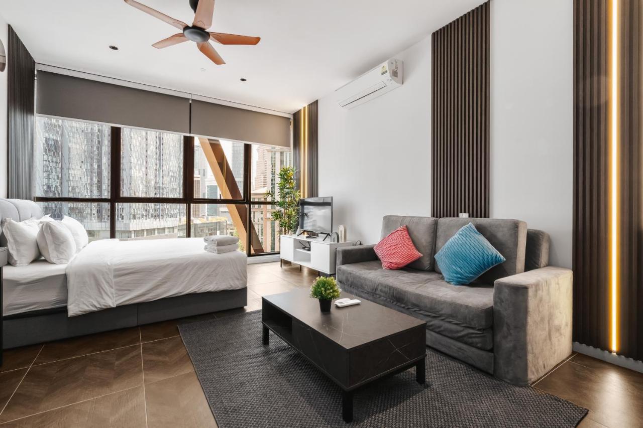 Scarletz Klcc Apartments By Soulasia Kuala Lumpur Extérieur photo